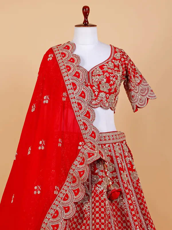 Gergeous red raw silk bridal lehenga choli
