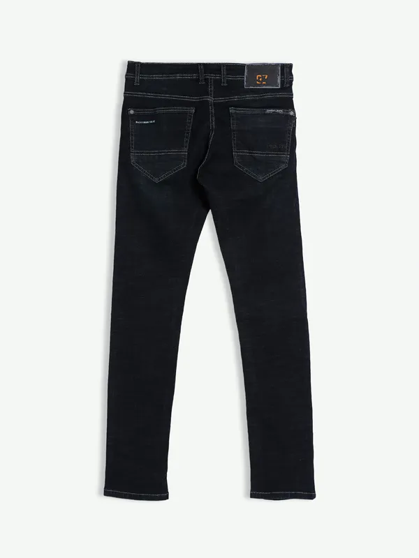 Gesture black jeans in solid