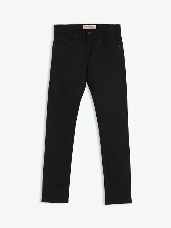 Gesture slim fit black solid jeans