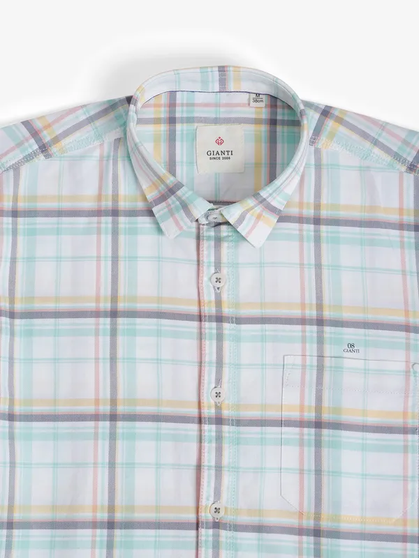 Gianti white and green checks shirt