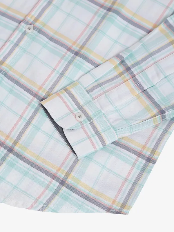 Gianti white and green checks shirt