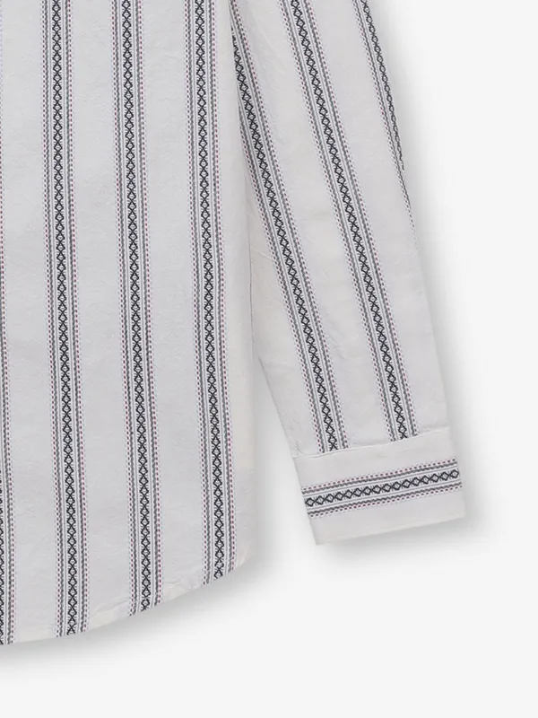 GIANTI white and navy stripe shirt