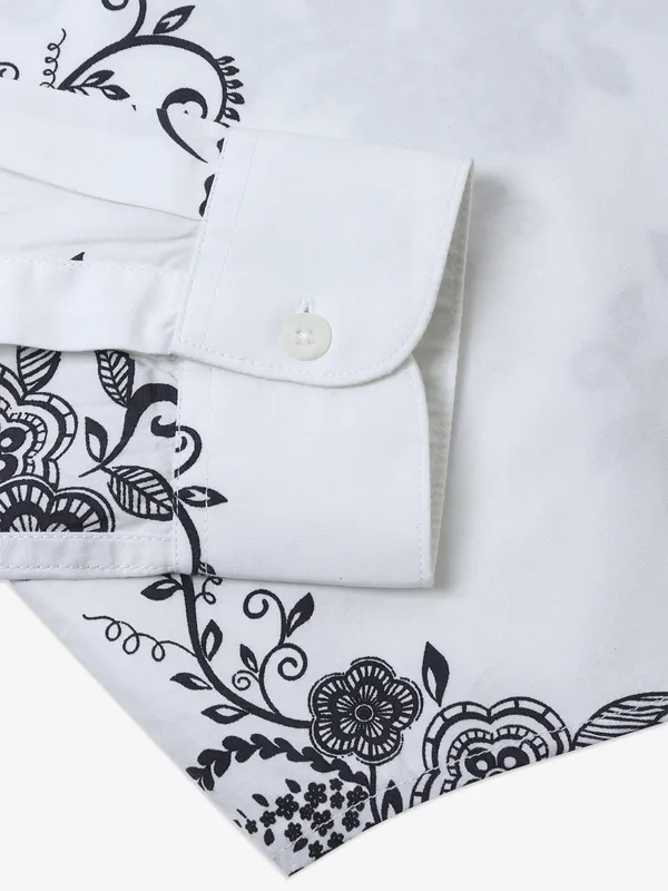 GIANTI white floral printed shirt