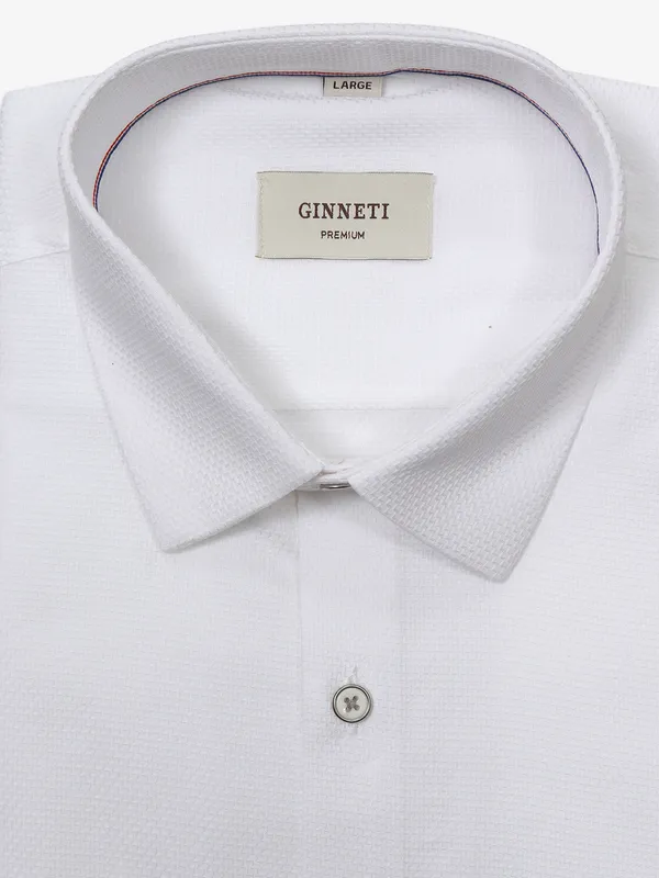 GINNETI plain white texture shirt