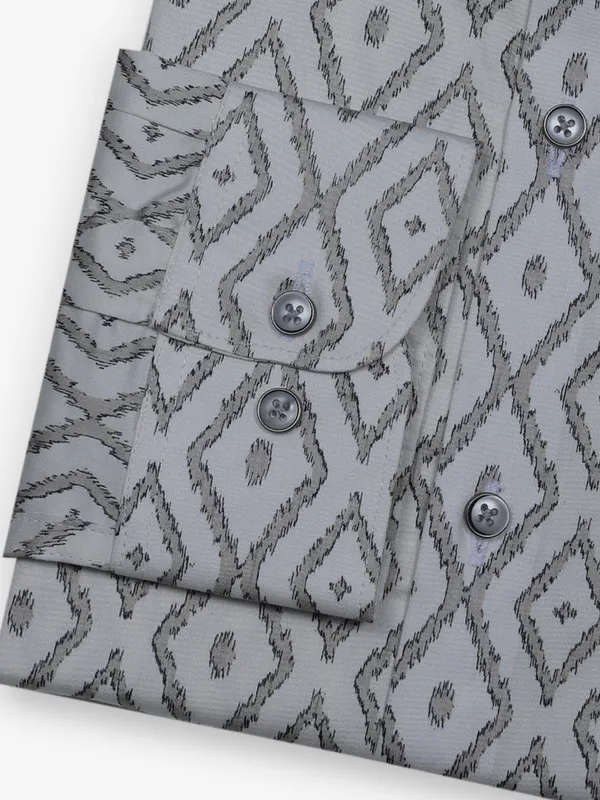 GINNETI printed off-white cotton shirt