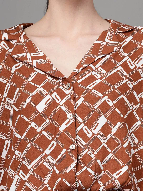 GLOBAL REPUBLIC brown printed crop shirt