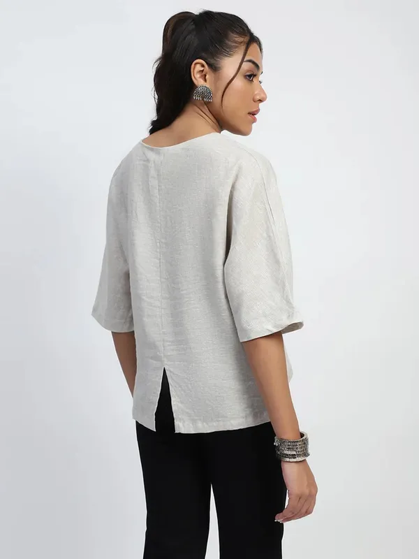 GLOBAL REPUBLIC off white cotton top