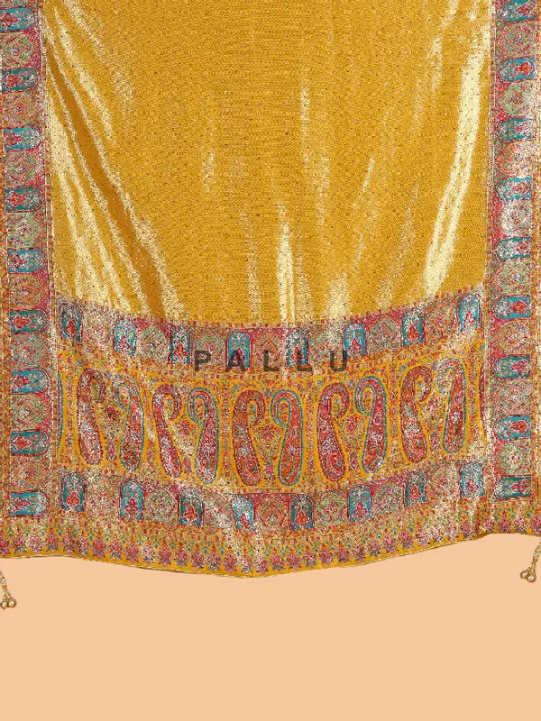 Golden silk saree with print for wedding
