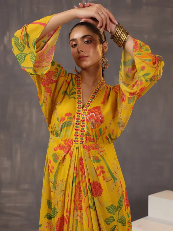 Gorgeous muetard yellow floor length suit