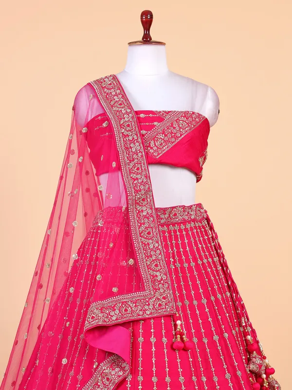 Gorgeous rani lahenga choli for bridal