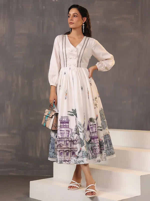 Gorgeous white silk kurti for casual wear