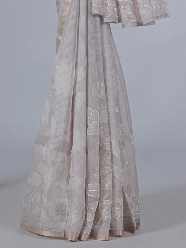 Graceful grey semi organza saree with fine embroidery detailing