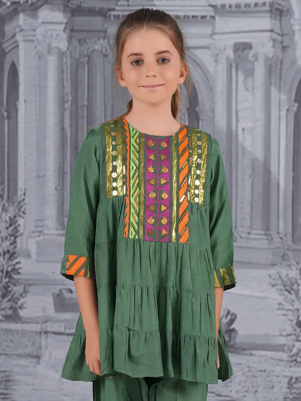 Green cotton co-ord set for girls