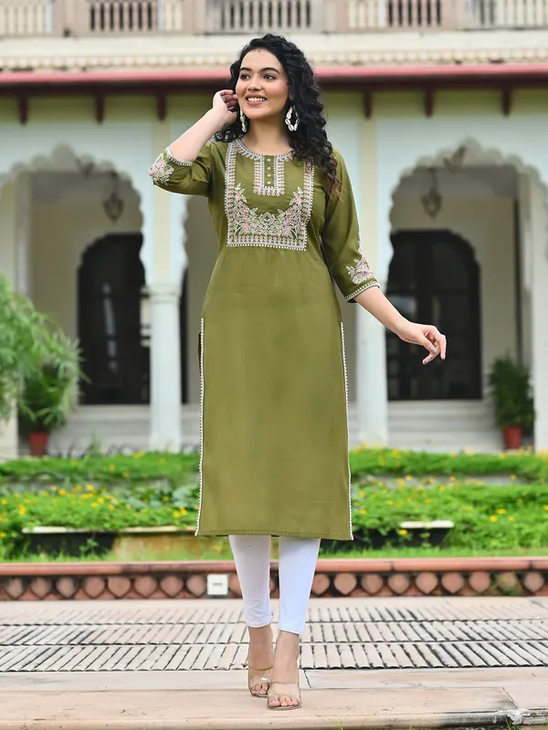 Green cotton silk casual embroidered kurti