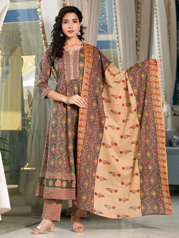 Green cotton silk kurti set with print