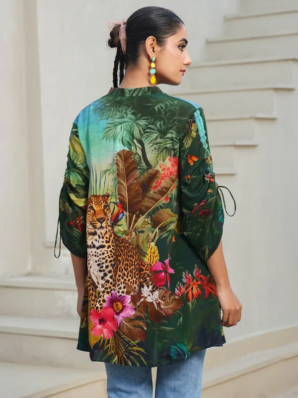 Green crepe top for women