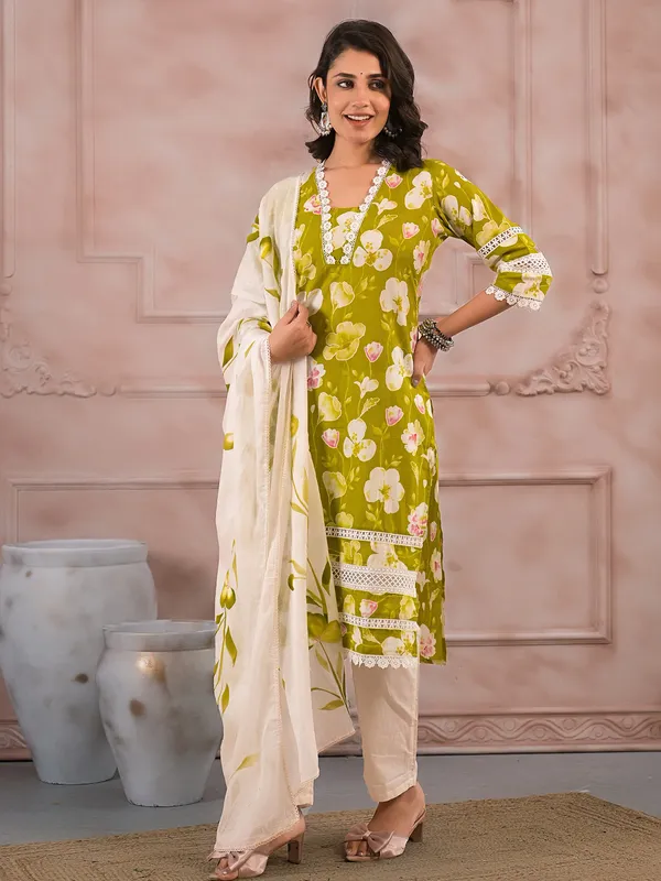 Green cutwork cotton kurti set