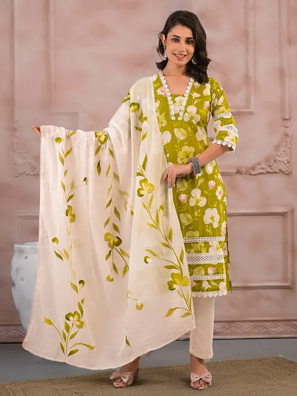 Green cutwork cotton kurti set