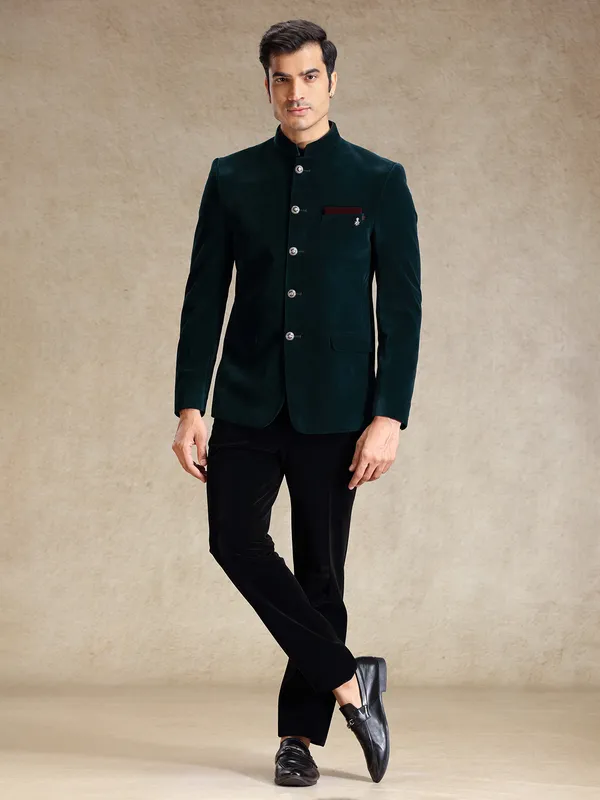 Green jodhpuri bandh gala set in velvet