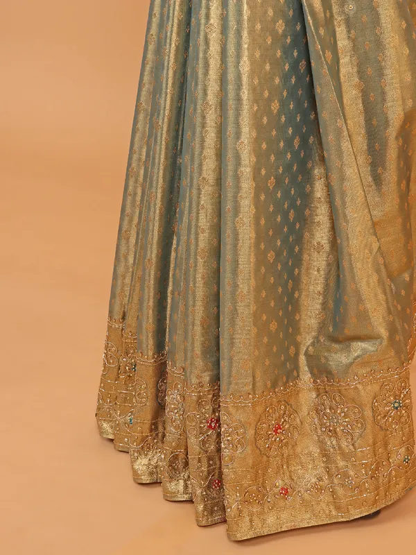 Green kanjivaram tissue silk saree