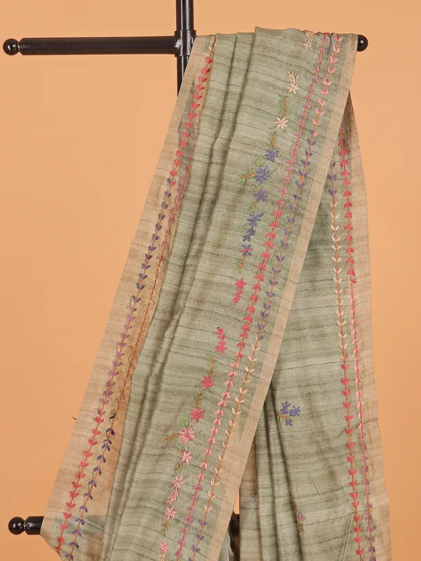 Green linen saree for festival wear