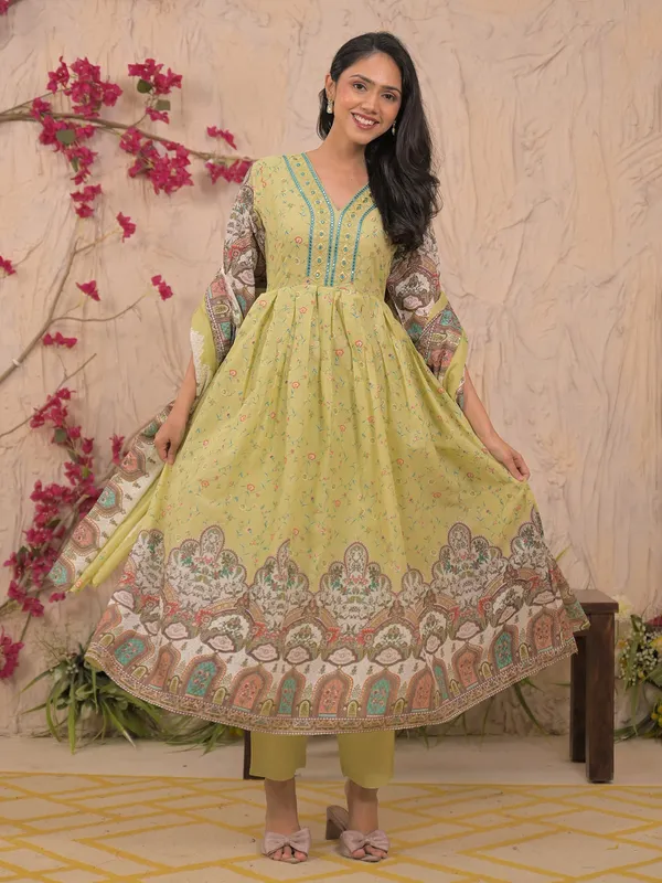 Green mulmul kurti set with aabla embroidery