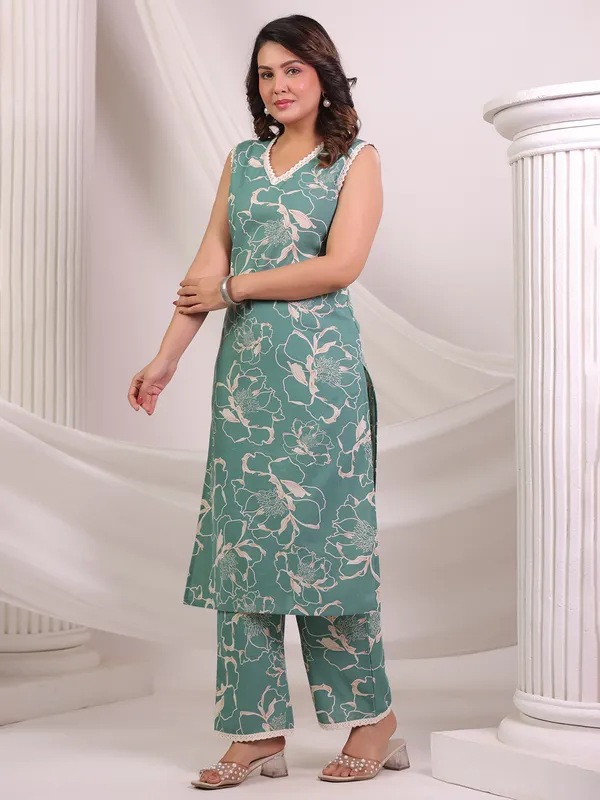 Green printed cotton kurti set for women