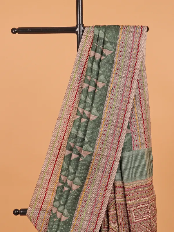 Green printed cotton thread weaving saree for festive