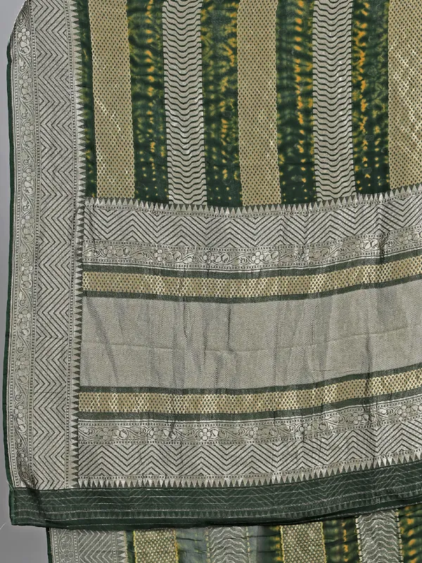 Green printed georgette saree with unstitched blouse