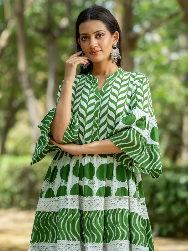 Green printed kurti in cotton silk