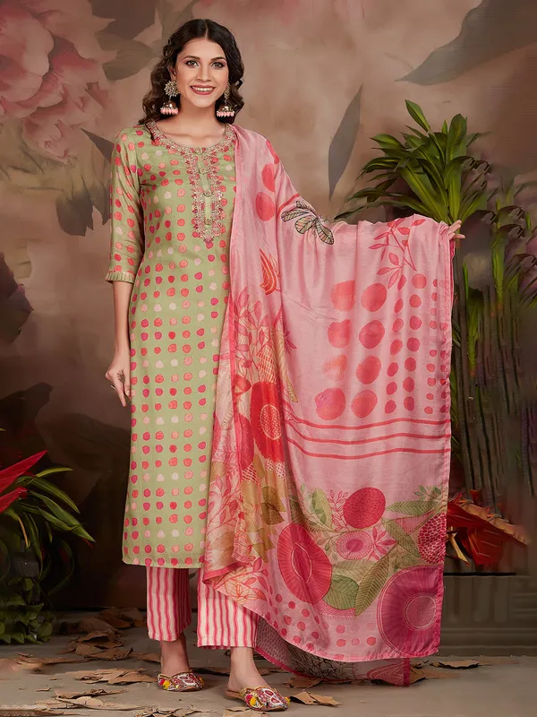 Green printed muslin pant set with dupatta