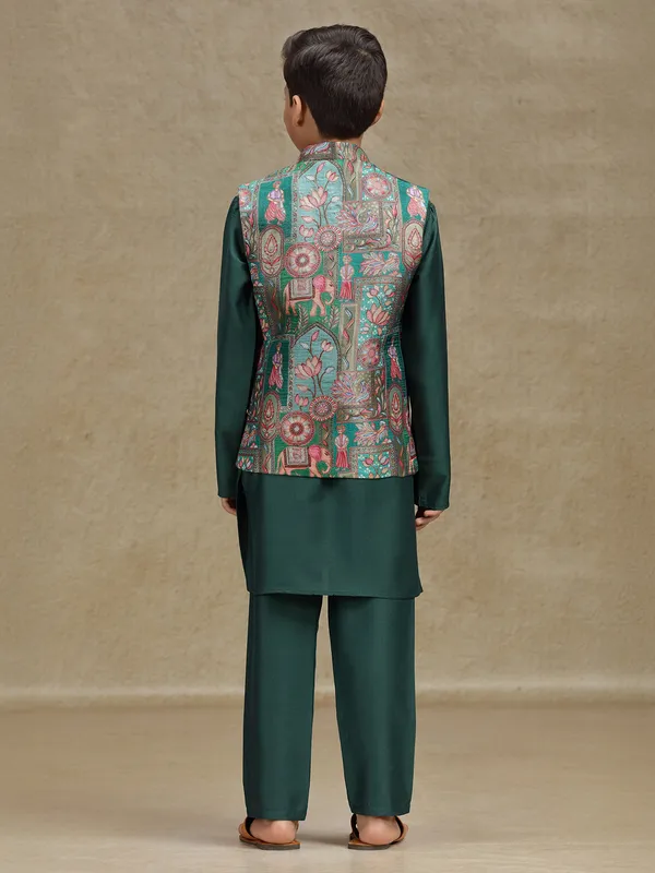 Green printed silk waistcoat set for wedding wear