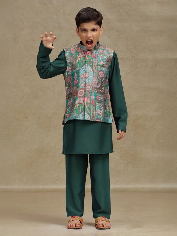 Green printed silk waistcoat set for wedding wear