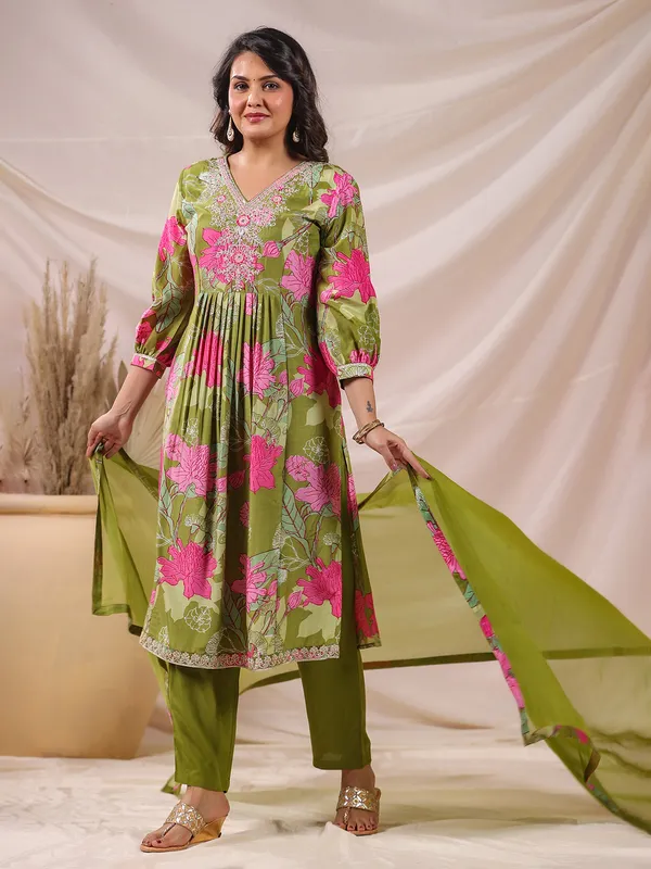 Green serenity kurti set for festive days