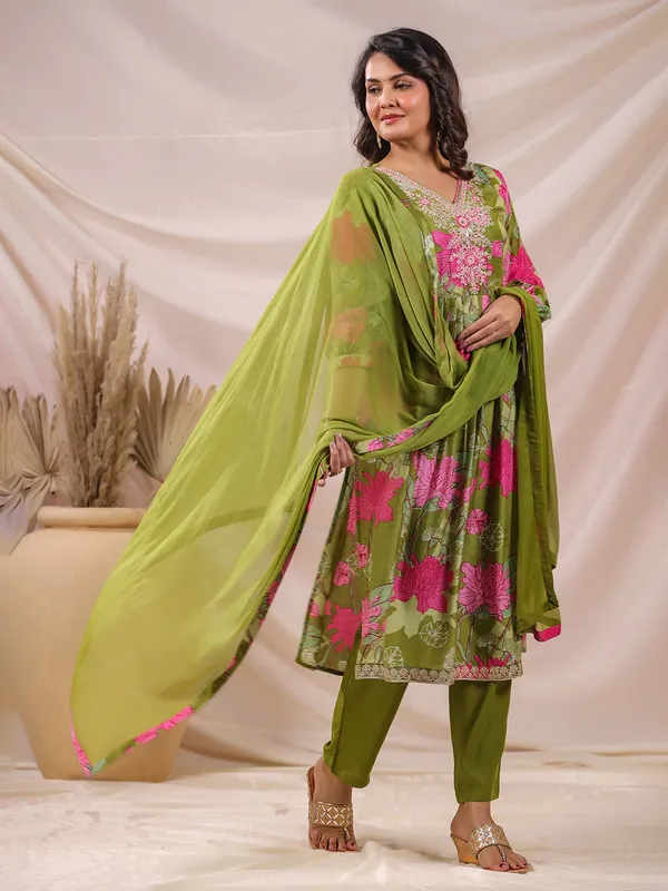 Green serenity kurti set for festive days
