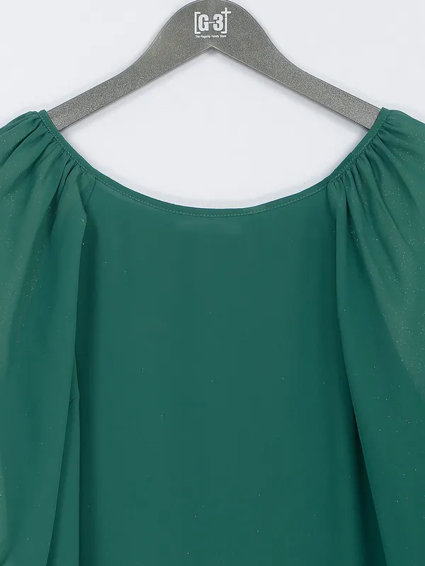 Green shaded plain georgette top