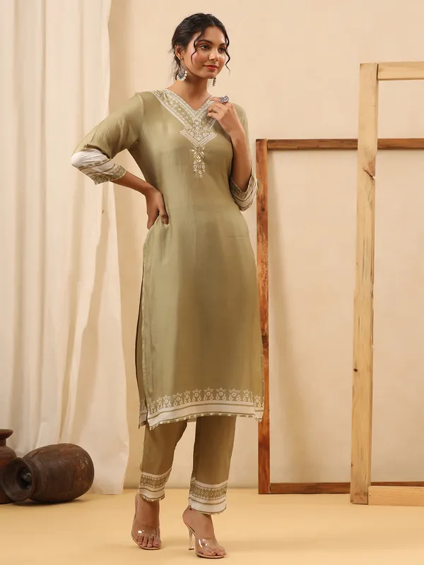 Green shaded silk printed kurti with pant