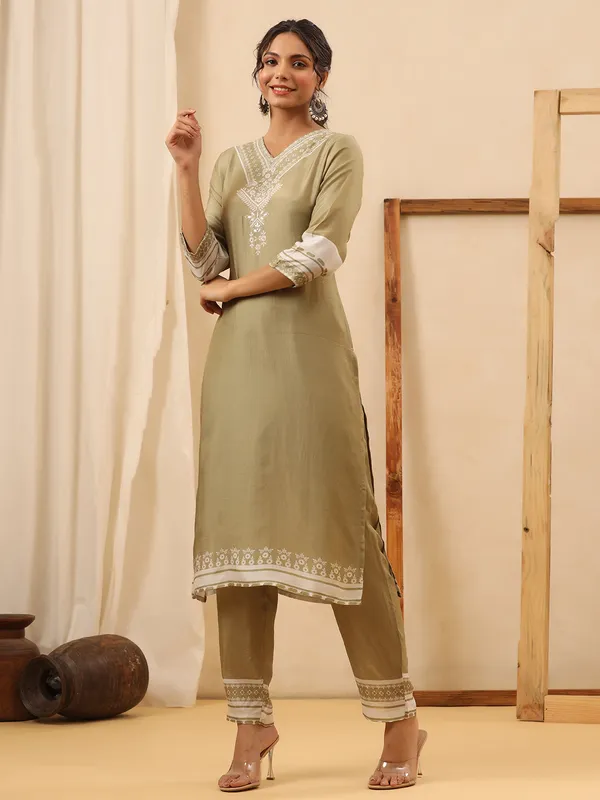 Green shaded silk printed kurti with pant