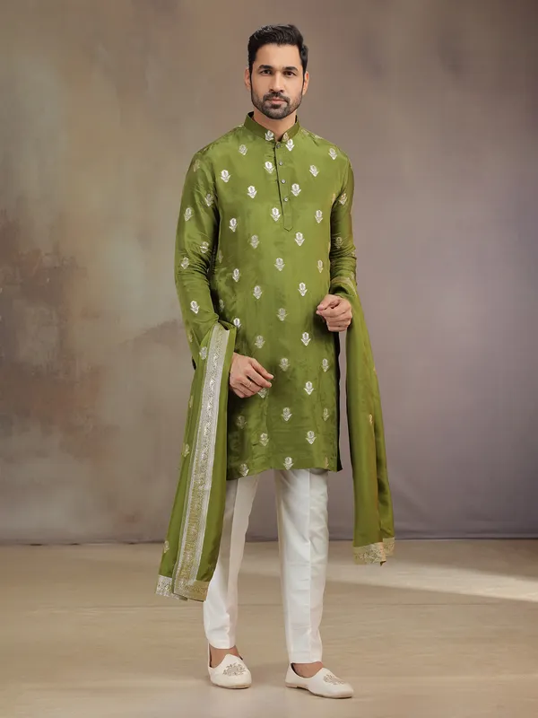 Green silk mehendi wear kurta suit with dupatta