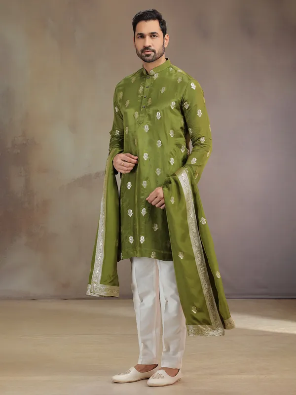 Green silk mehendi wear kurta suit with dupatta