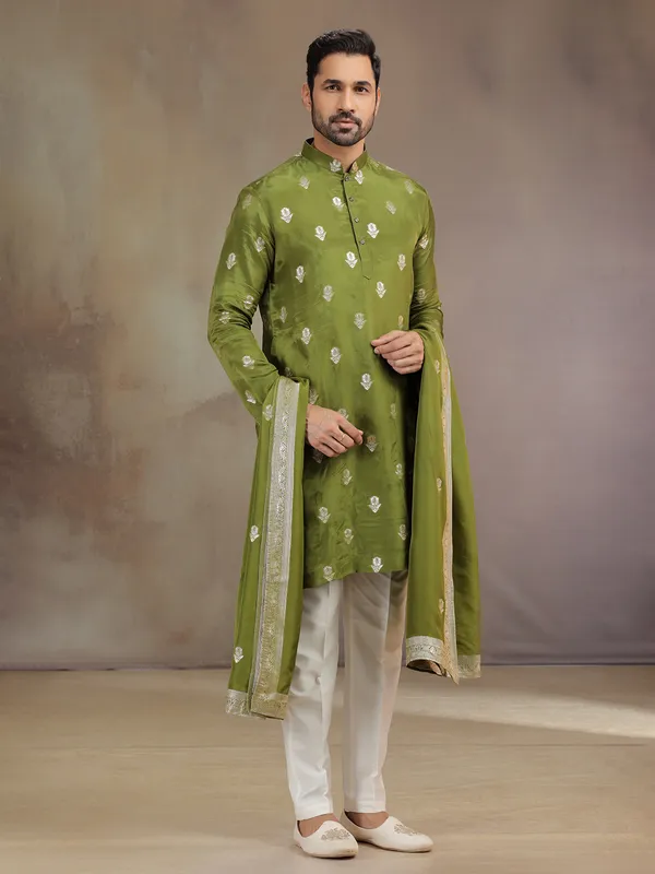 Green silk mehendi wear kurta suit with dupatta