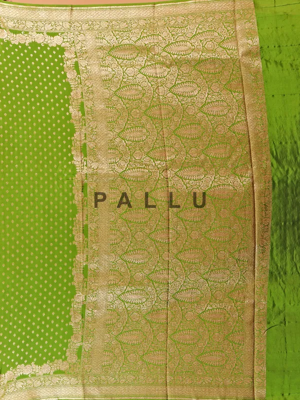 Green silk saree with contrast blouse