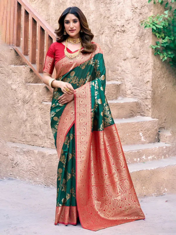 Green silk saree with soft zari weave