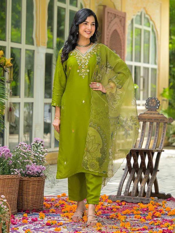 Green silk straight cut kurti set