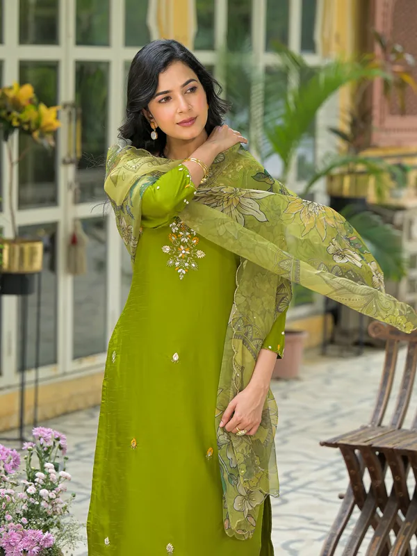 Green silk straight cut kurti set