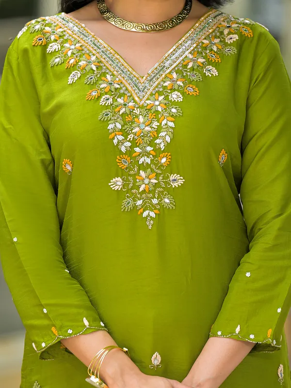 Green silk straight cut kurti set