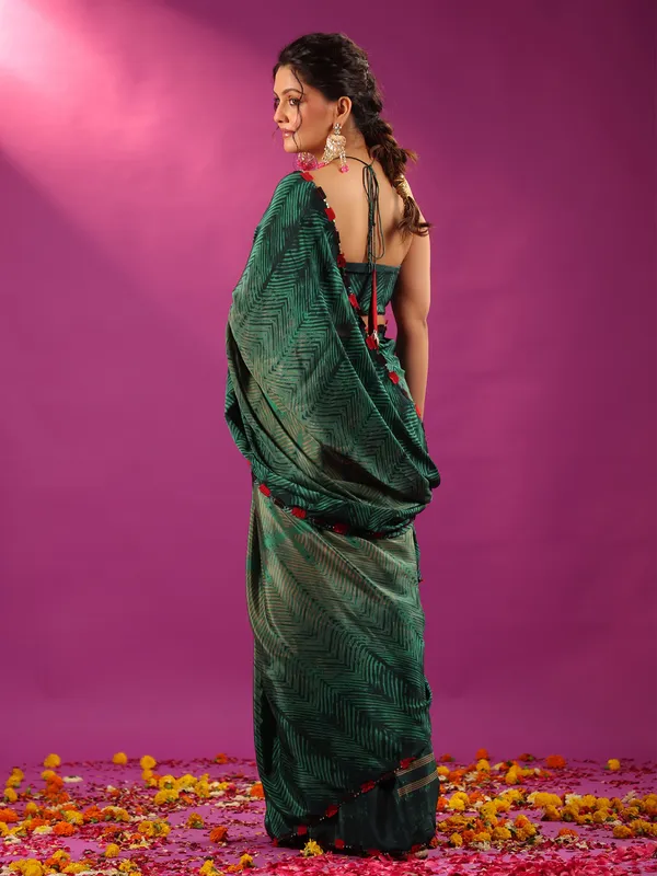 Green vibrant cruss tussar silk saree with ready made blouse