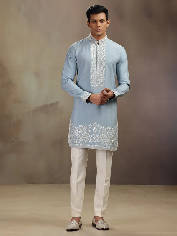Grey banarasi silk kurta pajam with embroidery