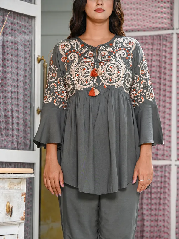 Grey cotton embroidery tunic top