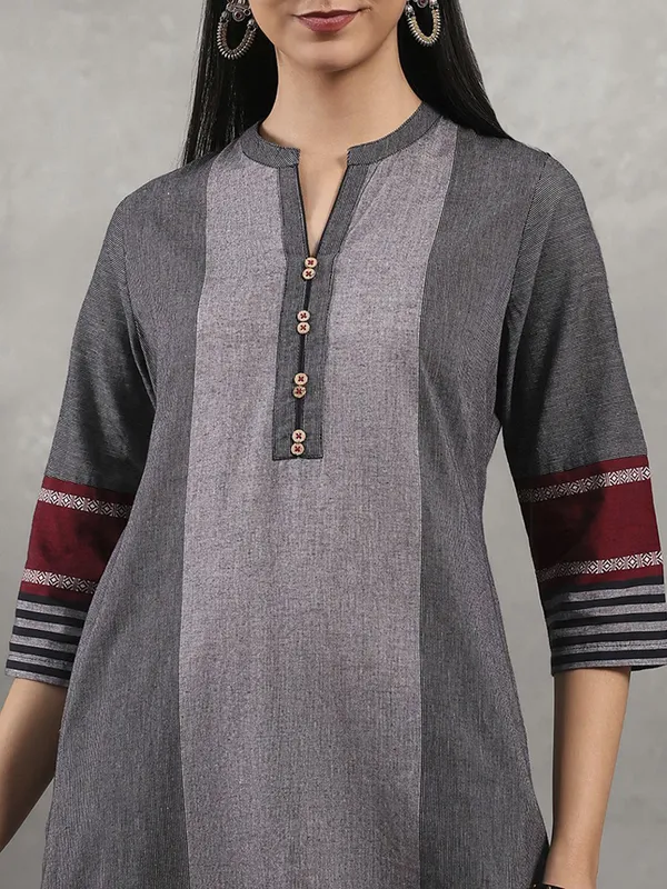 Grey cotton kurti for casual wear
